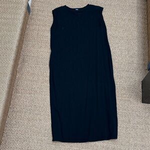 Old Navy Black Sleeveless Midi Shift Dress